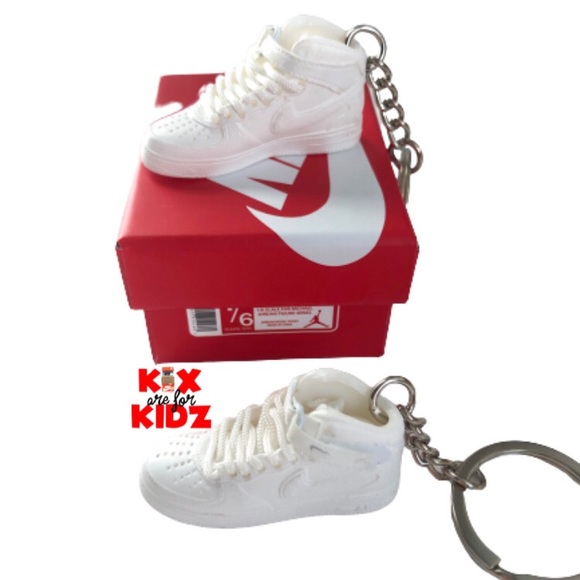3d sneaker keychain